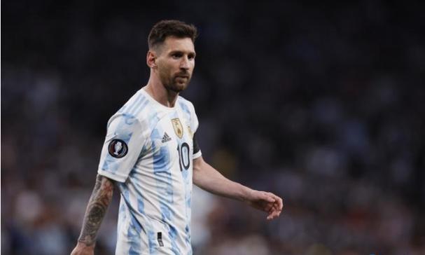 王凯沐新剧官宣定档！预约量破50万，女主对比韩雨彤差距明显！